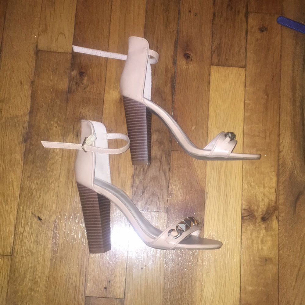 Nude chain strap chunky heel